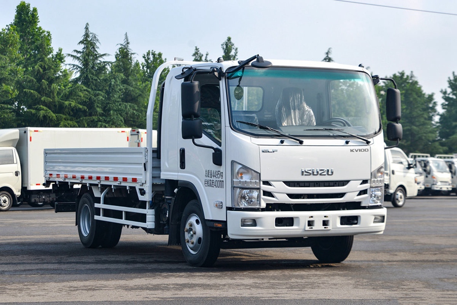 Building the future: Isuzu dump trucks delivered to Peru infrastructure project