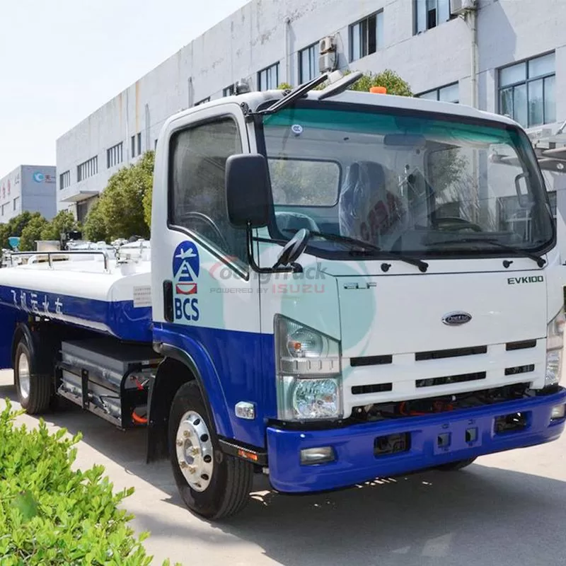 Electric Isuzu Airport lavatory truck