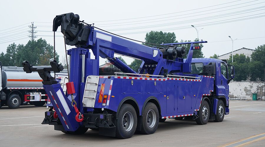 Isuzu giga 40ton Towing Recovery Truck